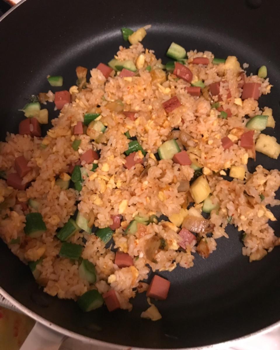 辣白菜炒饭