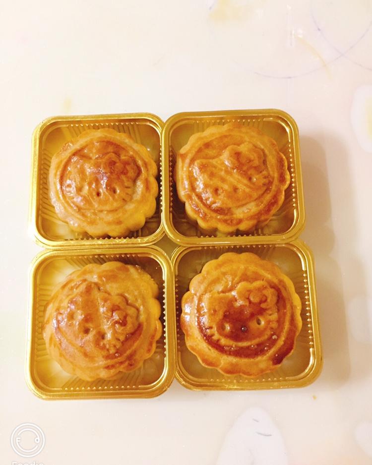 黑芝麻馅月饼