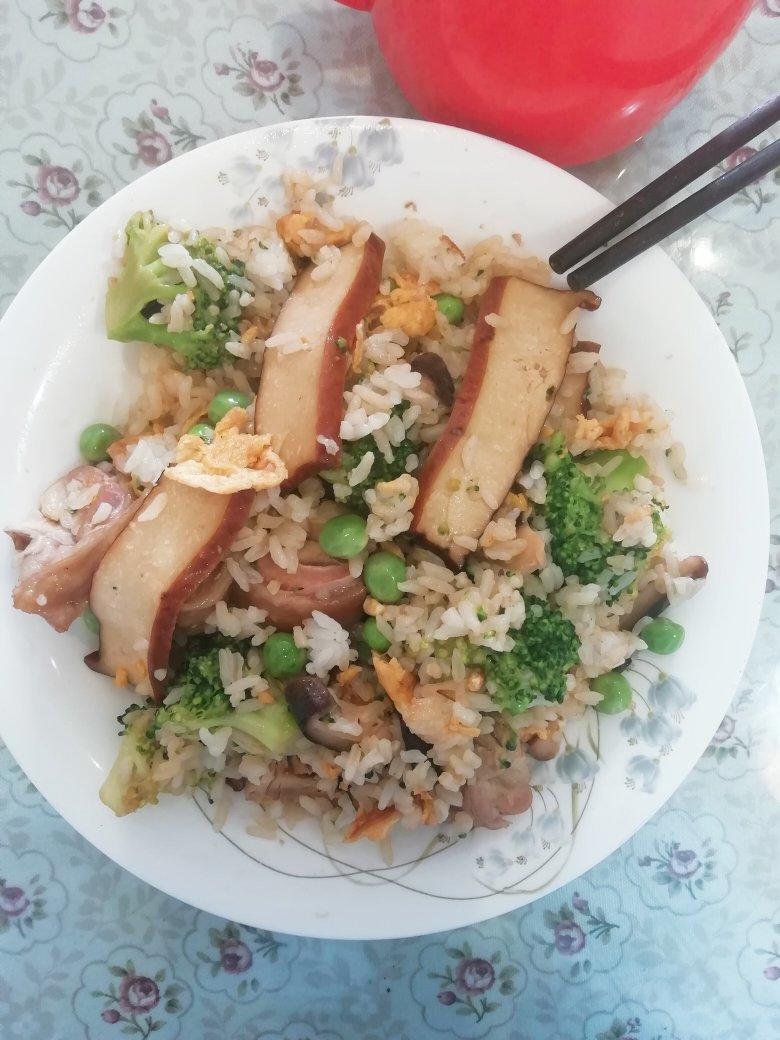 西兰花香菇炒蛋