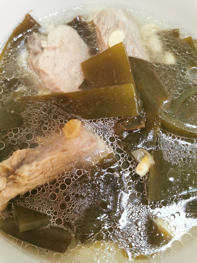 排骨海带黄豆汤的做法