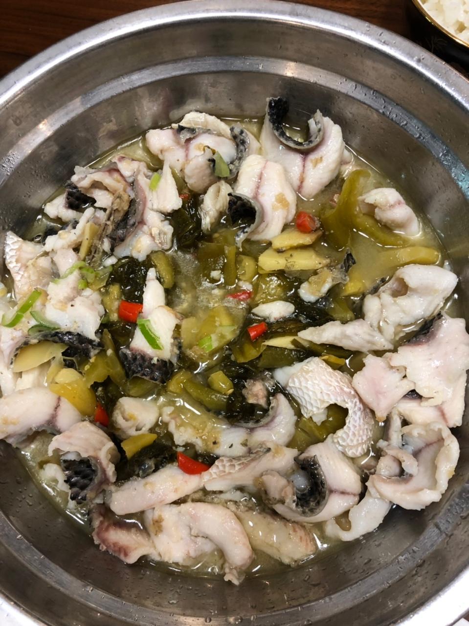 厨师长教你：“酸菜鱼”的传统做法，色香味俱全