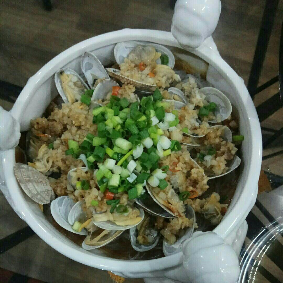 蒜蓉花甲蒸粉丝