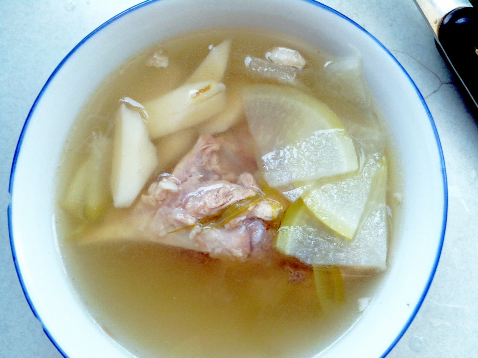 萝卜棒骨汤