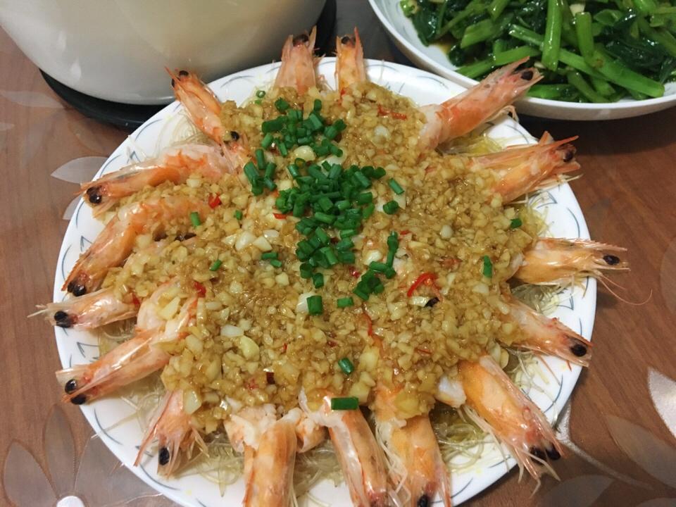 蒜蓉粉丝蒸虾