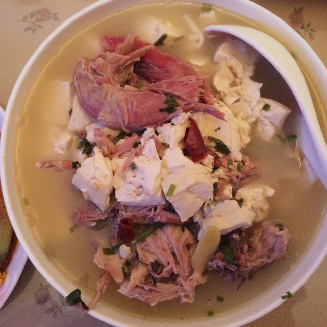 豆腐鸭架汤（汤类）