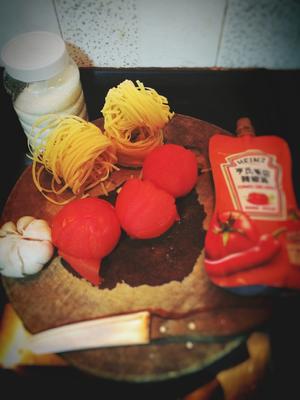 意大利番茄宽面的做法 步骤1
