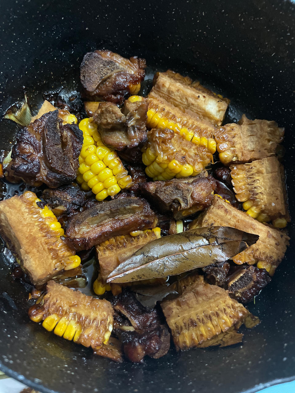 红烧排骨（玉米烧排骨）