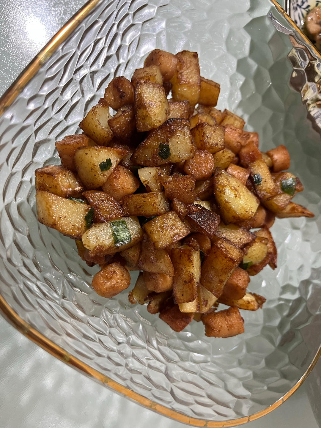 巨好吃的孜然火腿土豆丁