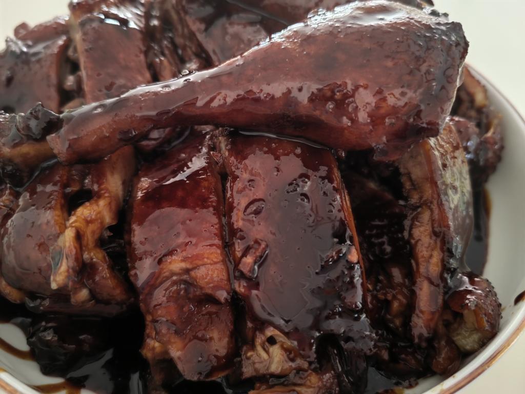 可以酱汁拌饭的上海本帮味酱鸭