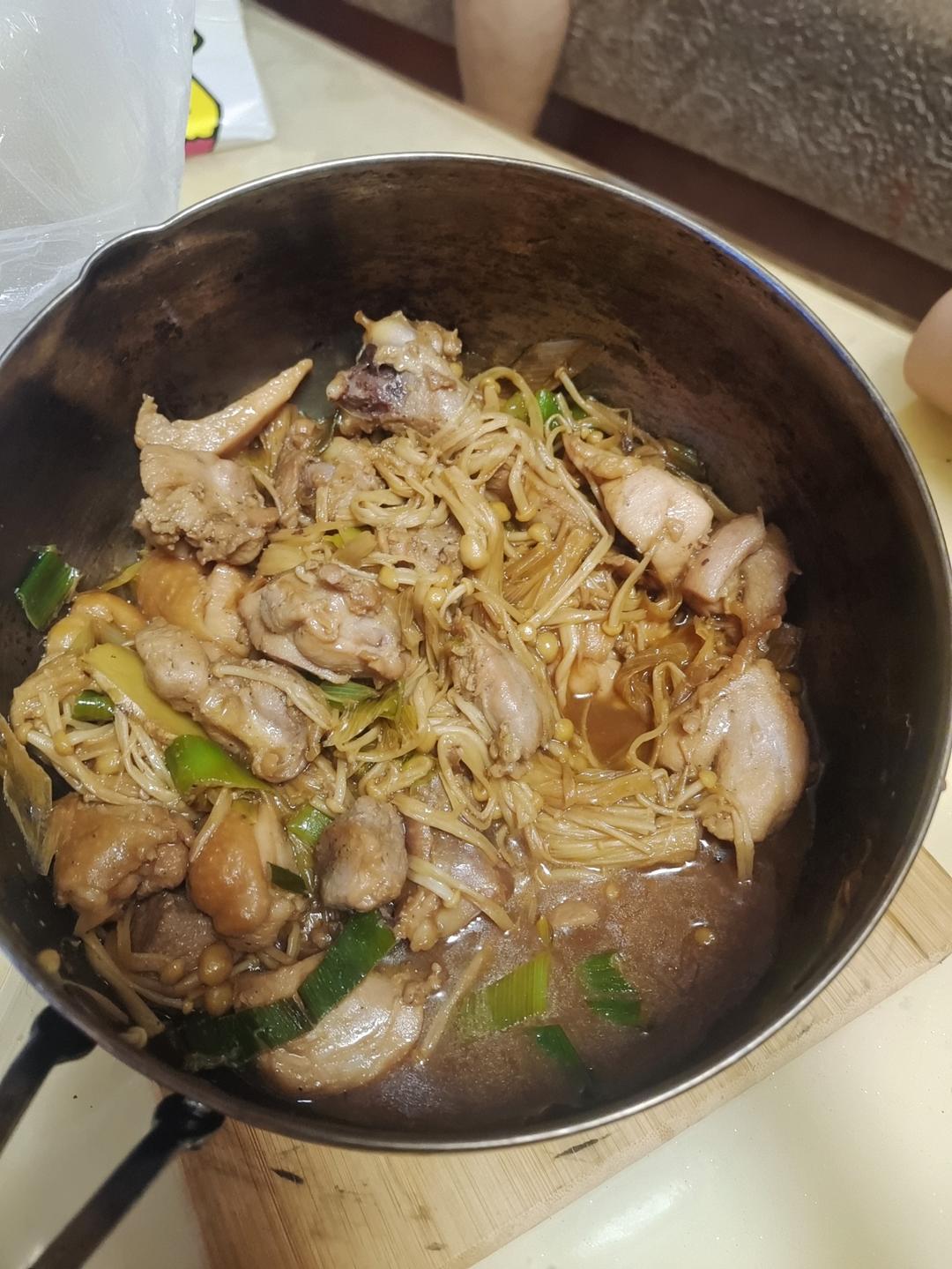 【葱油焖鸡】