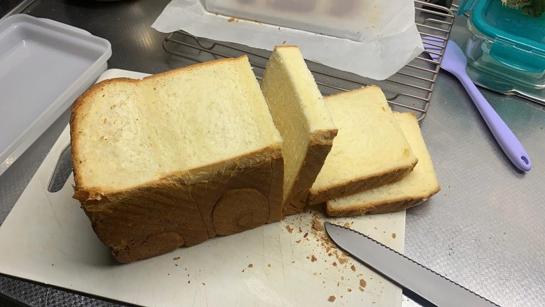 柔软拉丝的吐司面包及其变身：花式小面包