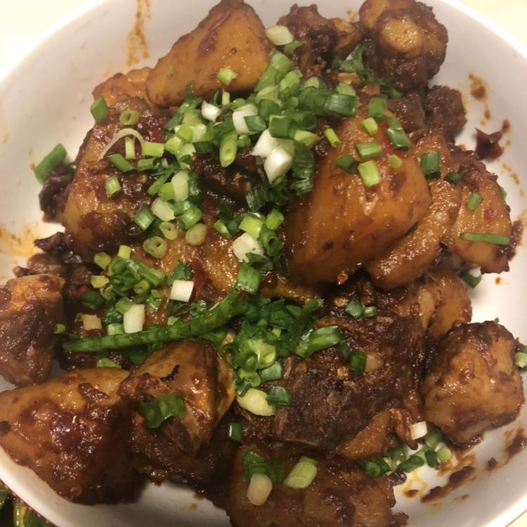川味土豆烧排骨