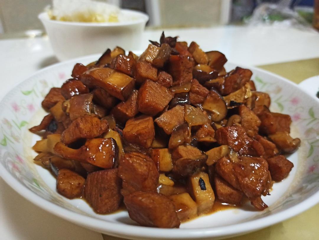 卤肉饭（猪肉版）（4⭐）