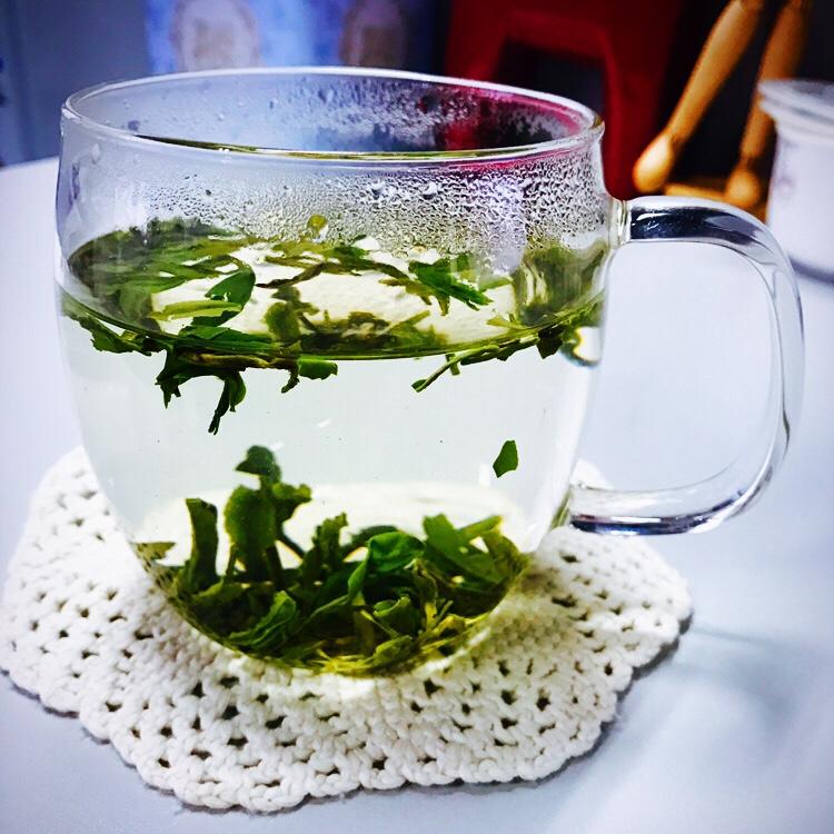 龙井茶的传统喝法