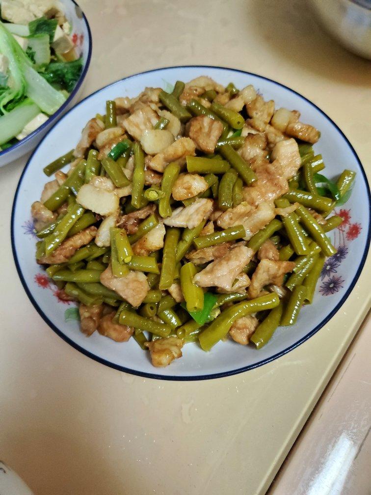 酸豆角炒五花肉