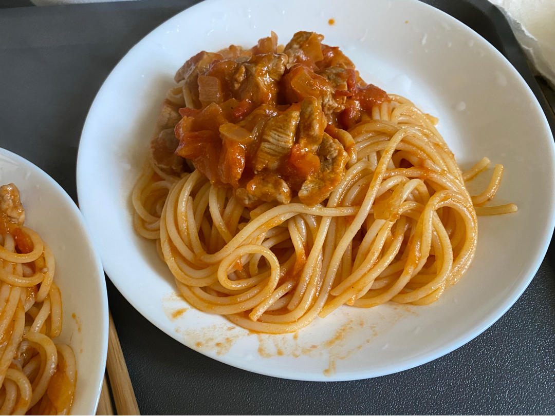 （完胜必胜客的）番茄肉酱意大利面～