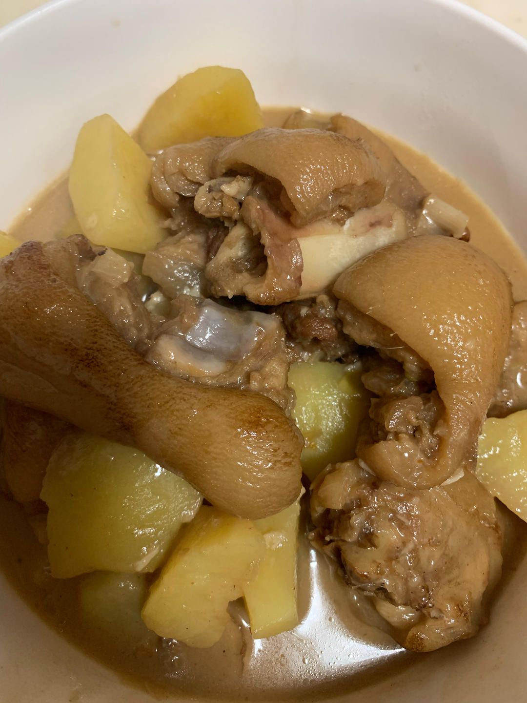 红烧猪蹄（好吃爆了）