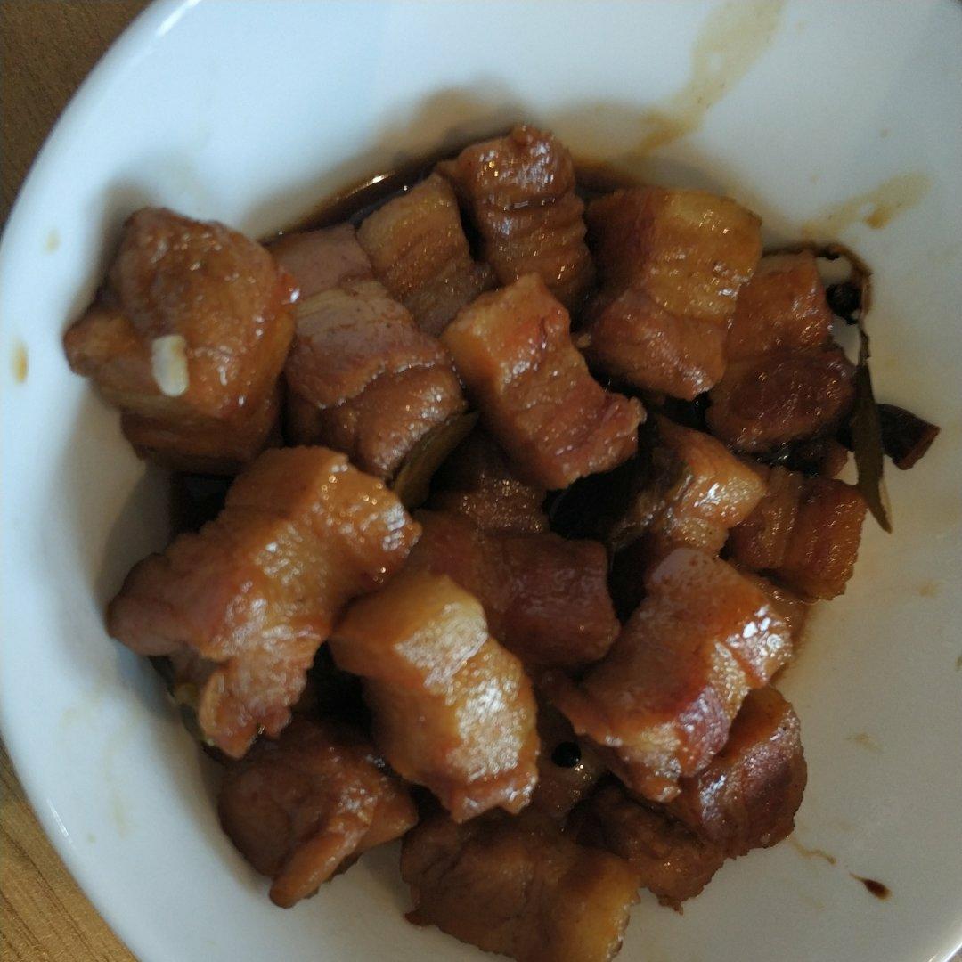 吃一块想两块不油不腻红烧肉