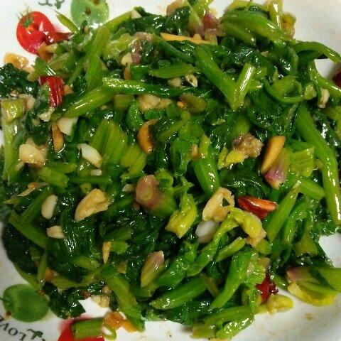 凉拌菠菜 Spinach Salad