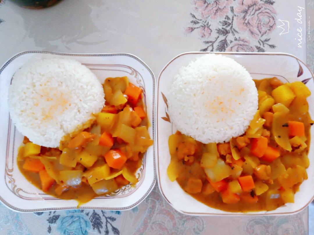 咖喱鸡肉饭