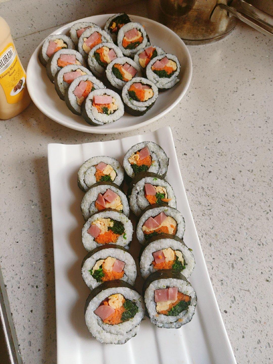 高颜值的紫菜包饭