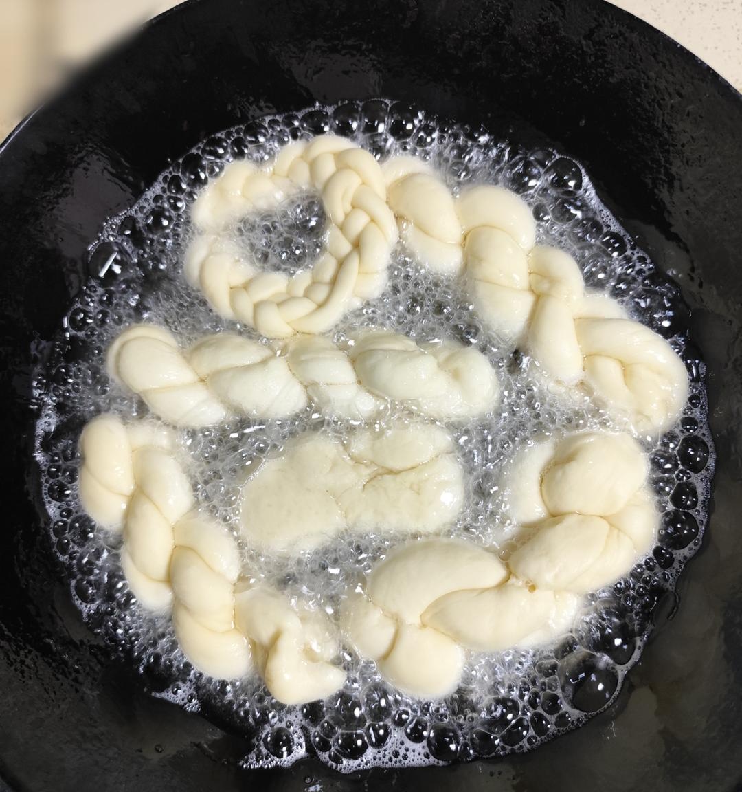 超级松软的奶香麻花