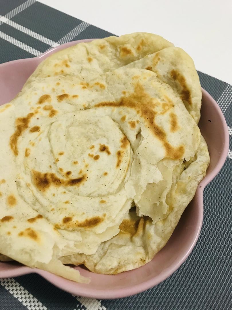 家常饼，饼类食品的基础款，步骤超详细，不怕学不会。