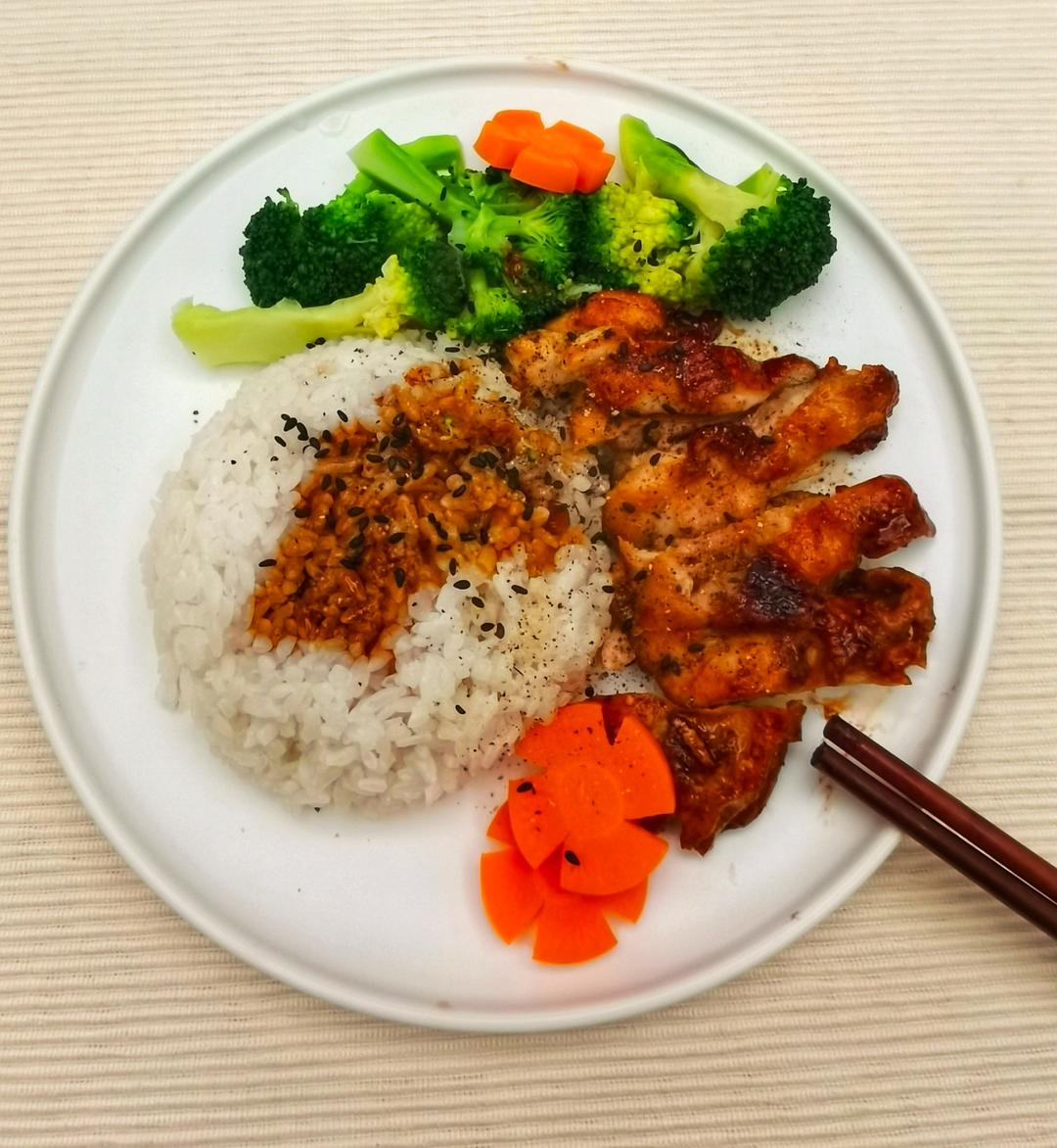 照烧鸡腿饭