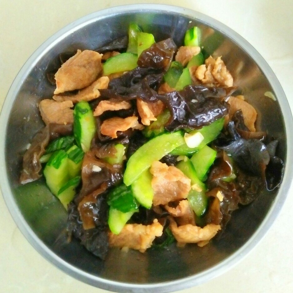 黄瓜炒鸡蛋