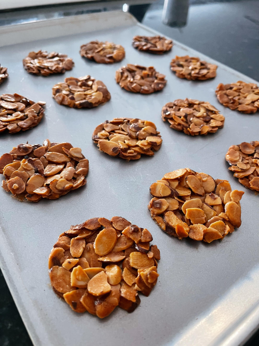 焦糖脆脆杏仁瓦片