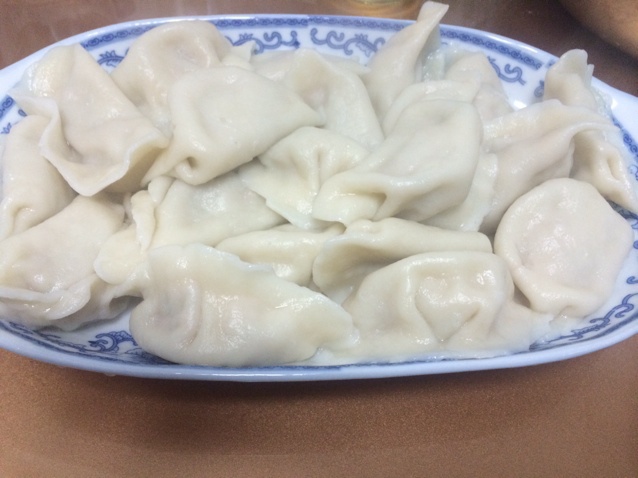 猪肉芹菜水饺