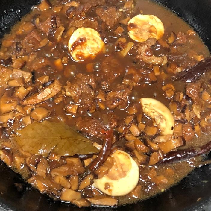 被不停夸好吃好吃的卤肉饭的做法