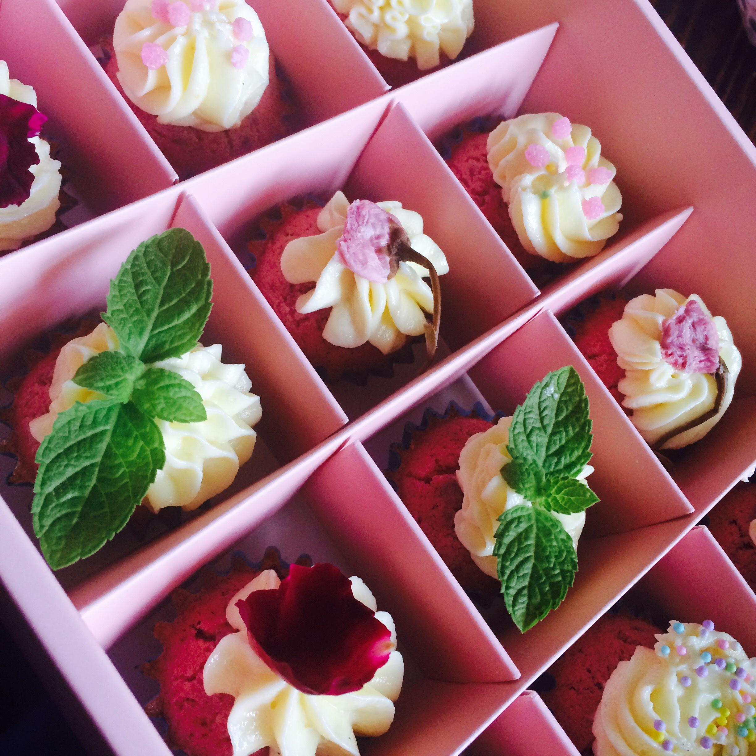 粉红玫瑰cupcake