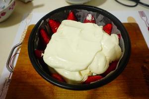 🍓草莓酸奶奶油奶酪蛋糕🍰的做法 步骤15