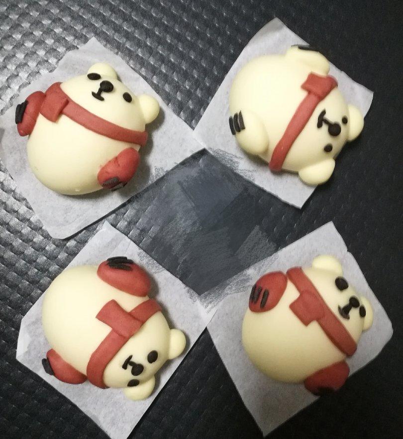 围巾熊包子