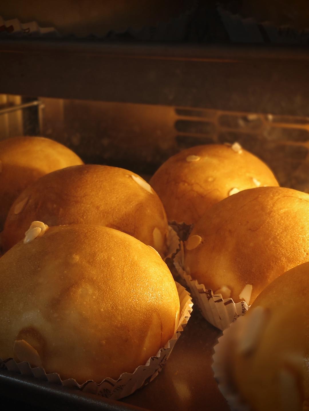 帕帕罗蒂2.0，口感味道升级的奶盐酥皮咖啡面包