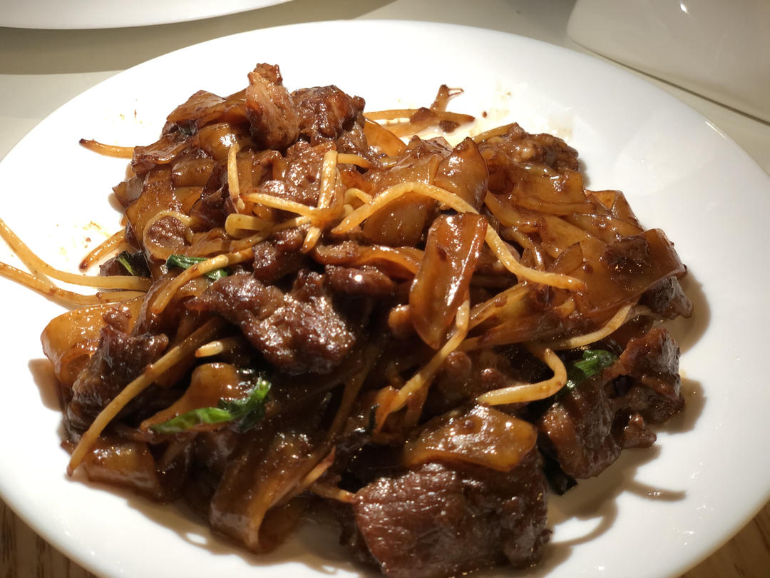 港式茶餐厅的干炒牛河
