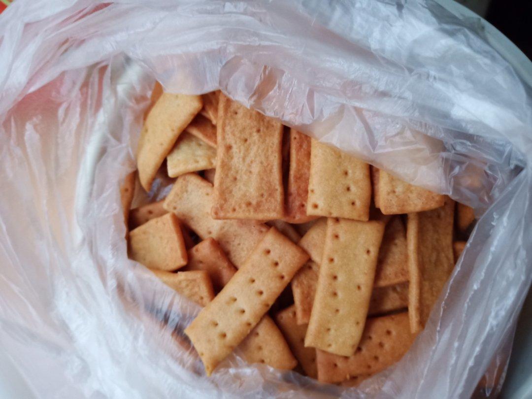 嘎嘣脆——香葱苏打饼干