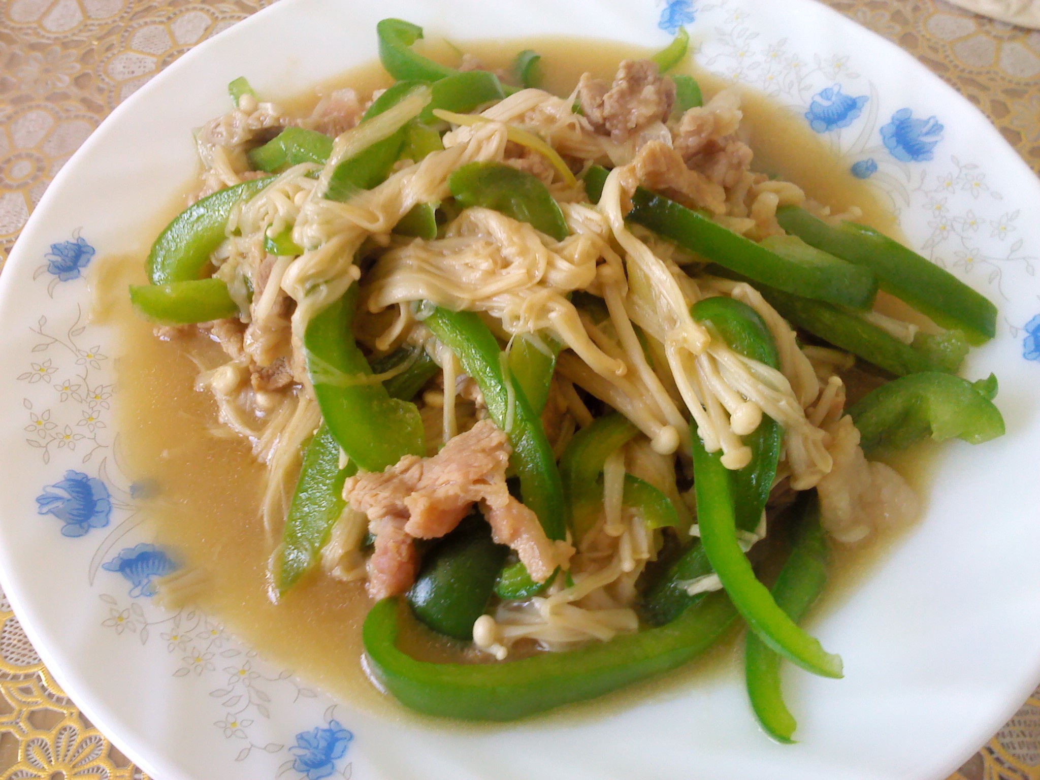 金针菇炒肉丝