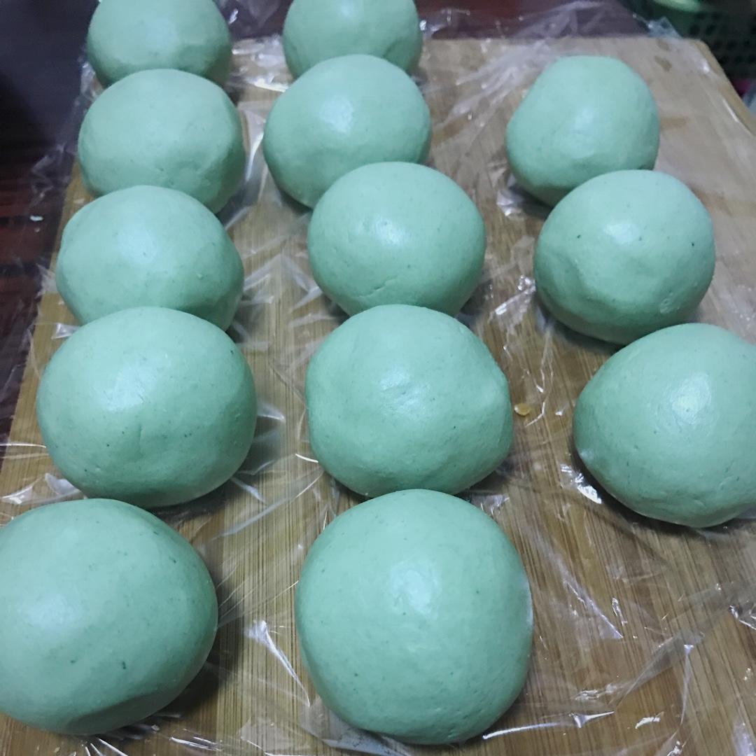 网红青团～～咸蛋黄肉松青团