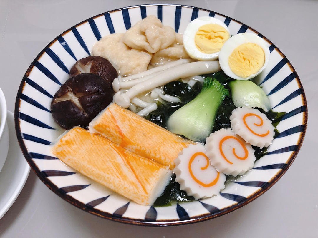日式味增汤乌冬面
