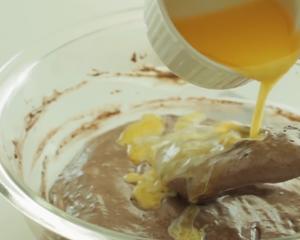 迷你香蕉巧克力蛋糕卷的做法 步骤4