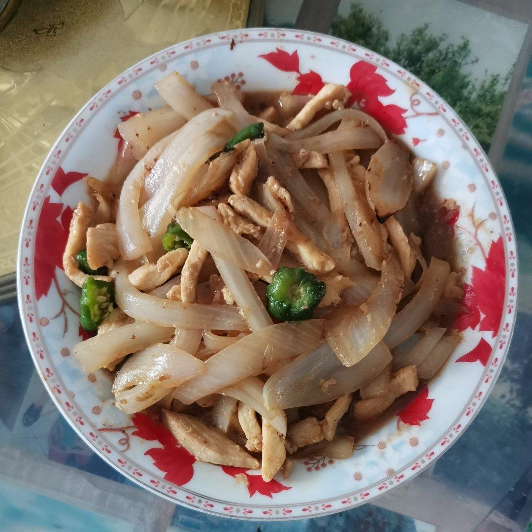 洋葱青椒炒肉