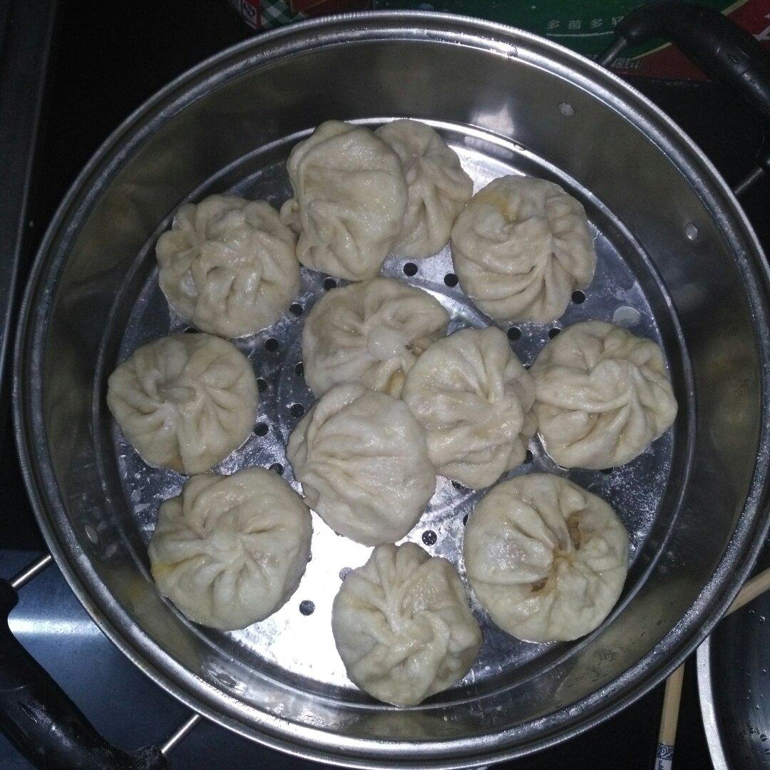 猪肉大葱包