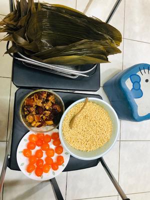 蛋黃肉粽和豆沙粽的做法 步骤2