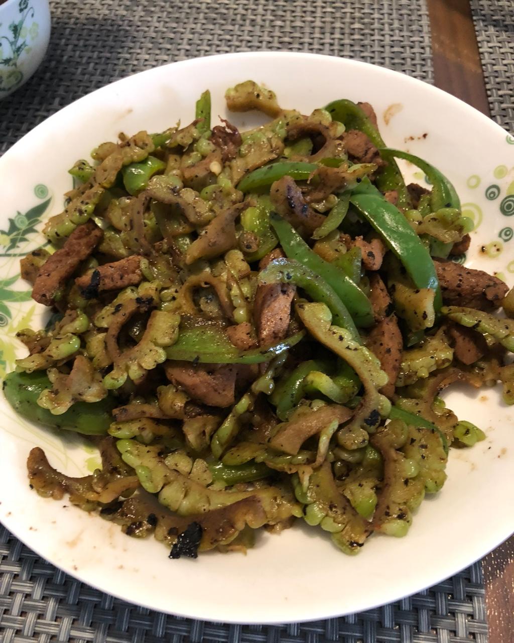 苦瓜炒牛肉