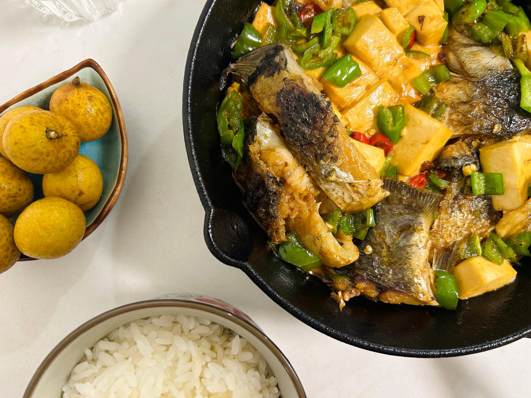 鲫鱼炖豆腐