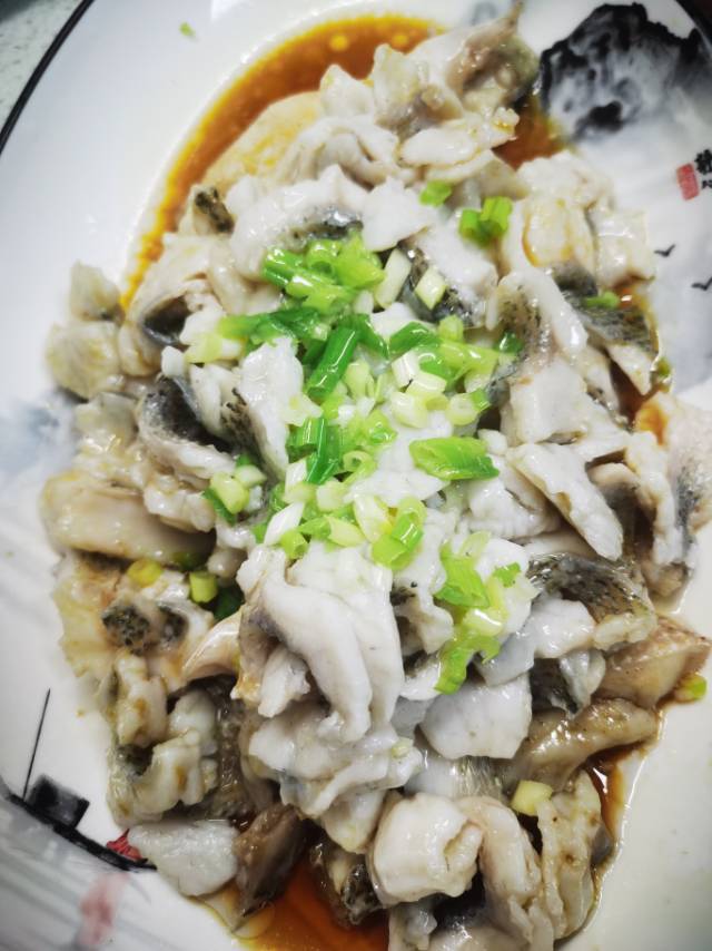 鲜嫩鲈鱼片