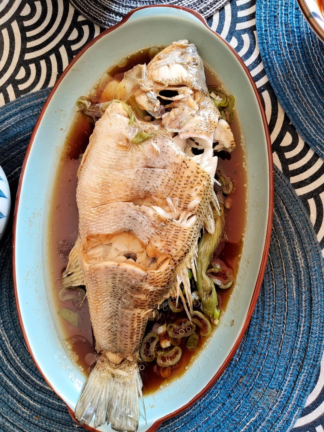 清蒸鲈鱼