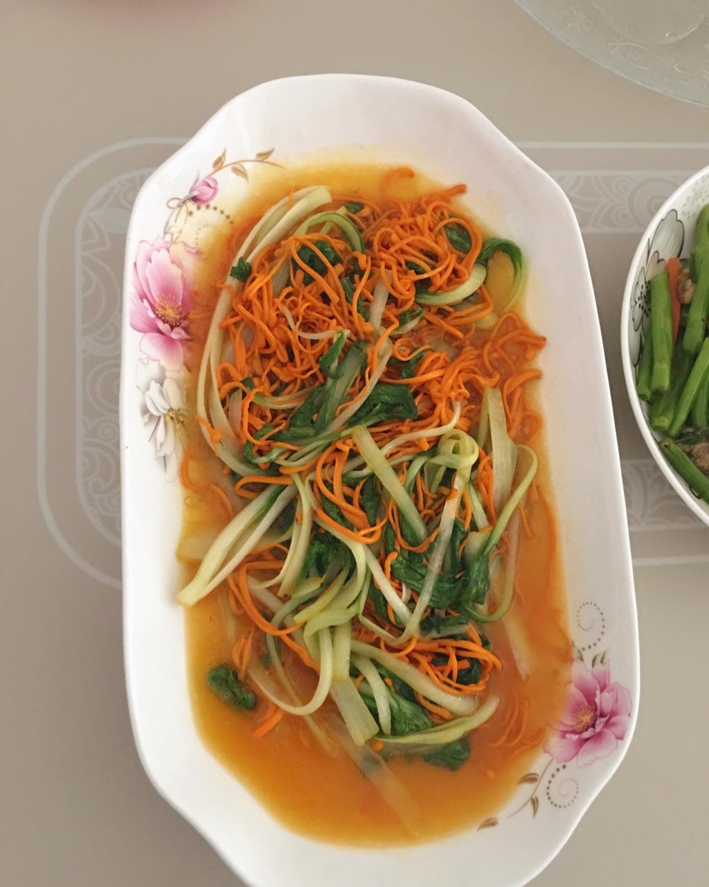 素炒虫草花
